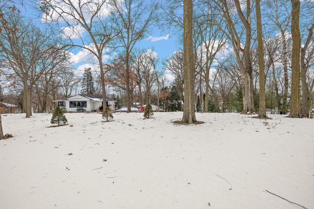 402 25th Street SW, Rochester, MN 55902