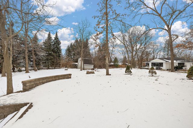 402 25th Street SW, Rochester, MN 55902