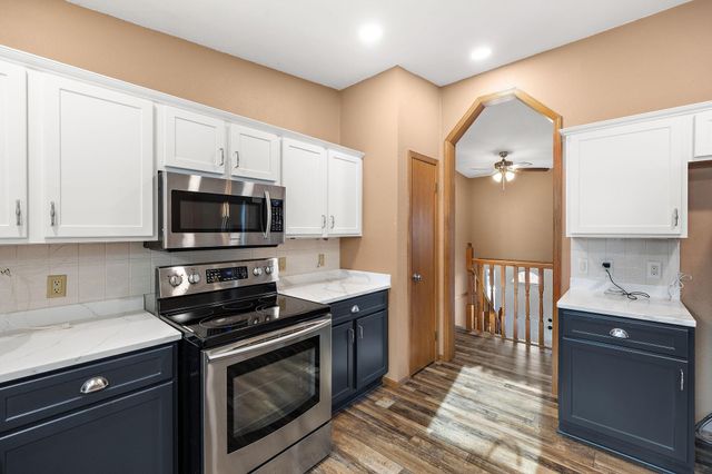 402 25th Street SW, Rochester, MN 55902