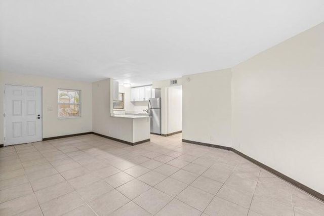 1880 N Congress Avenue 104, West Palm Beach, FL 33401