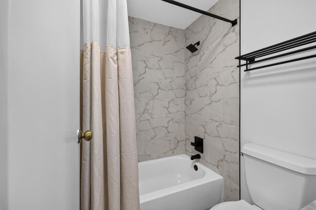 11711 Memorial Drive 621, Houston, TX 77024