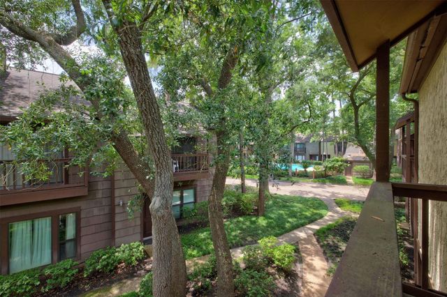 11711 Memorial Drive 621, Houston, TX 77024