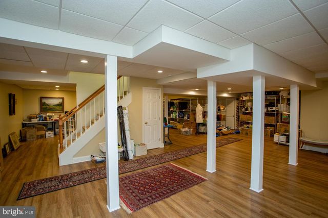 5584 LOWER MOUNTAIN RD, New Hope, PA 18938