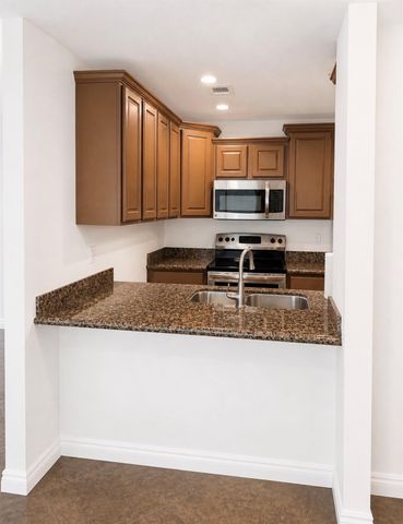 10321 Bridgeland Lane, Houston, TX 77041