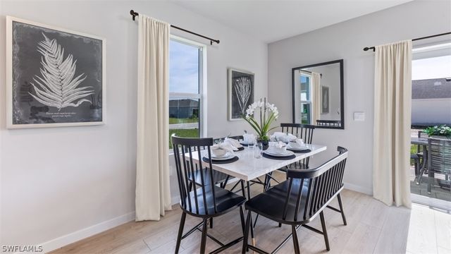 8261 EVERLY PRESERVE DR, Lehigh Acres, FL 33971