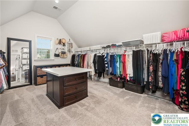 6215 Fox Glove Lane, Upper Saucon Twp, PA 18034