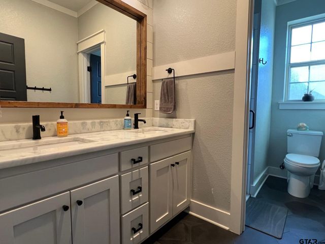 11923 C R 166, Tyler, TX 75703