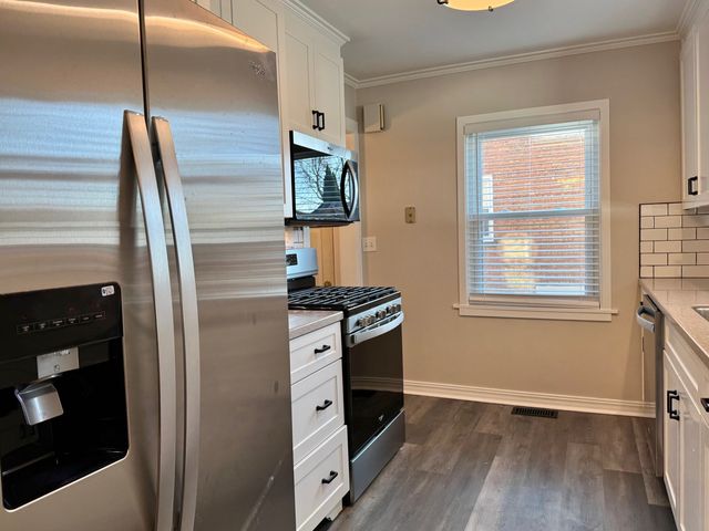 22 Howard Avenue, Hillside, IL 60162