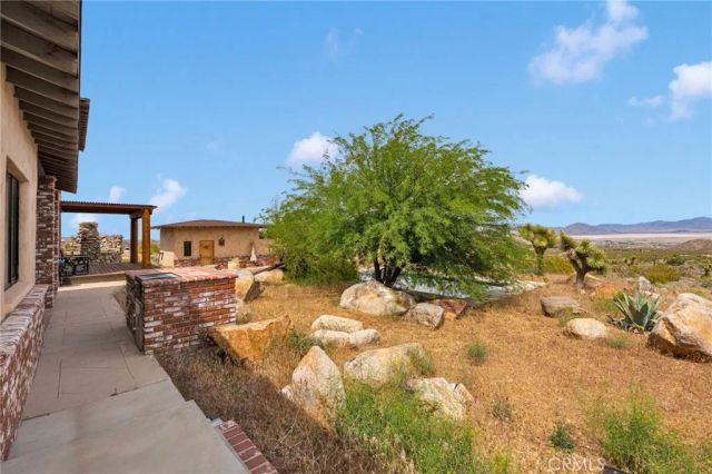 7985 Baker, Lucerne Valley, CA 92356