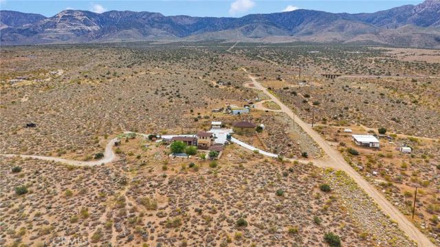 7985 Baker, Lucerne Valley, CA 92356