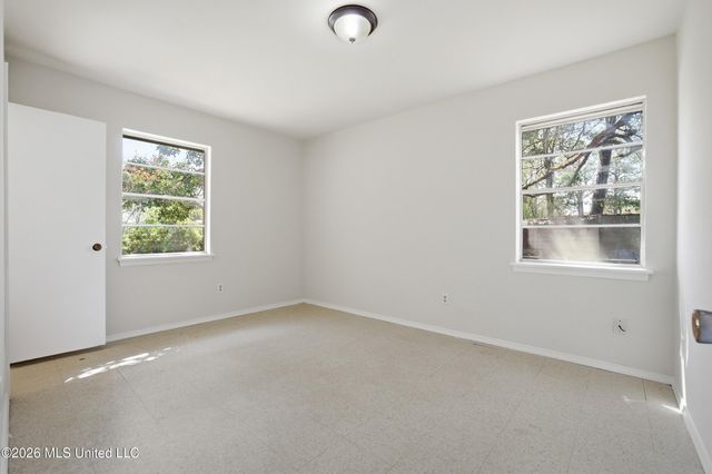 16205 Seville Court, Biloxi, MS 39532