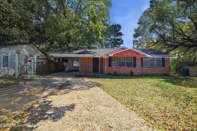 16205 Seville Court, Biloxi, MS 39532