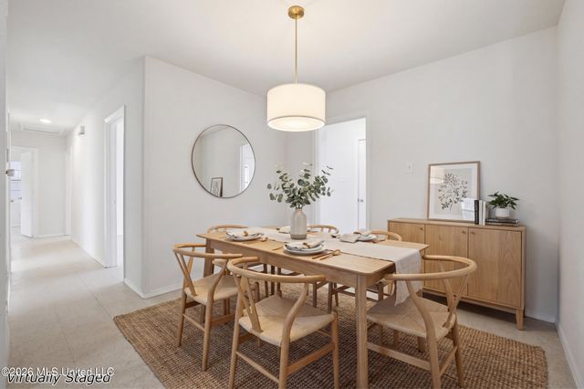 16205 Seville Court, Biloxi, MS 39532