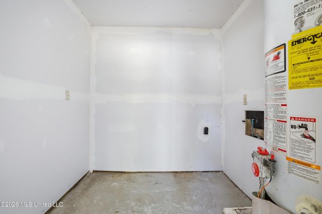 16205 Seville Court, Biloxi, MS 39532