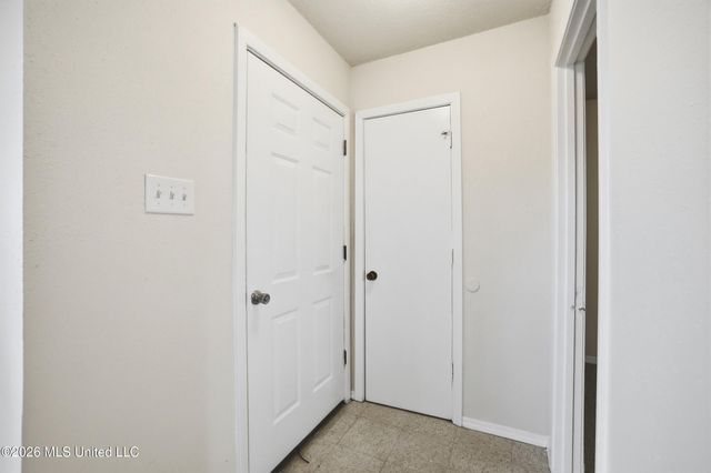 16205 Seville Court, Biloxi, MS 39532