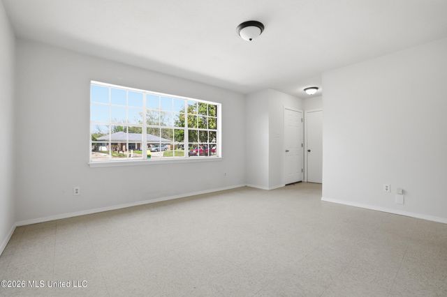 16205 Seville Court, Biloxi, MS 39532