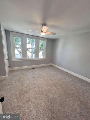 2910 S SMEDLEY ST, Philadelphia, PA 19145