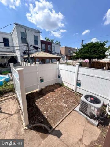2910 S SMEDLEY ST, Philadelphia, PA 19145