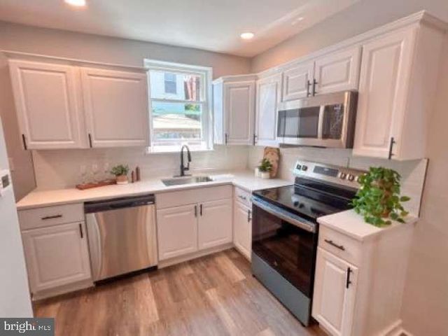 2910 S SMEDLEY ST, Philadelphia, PA 19145