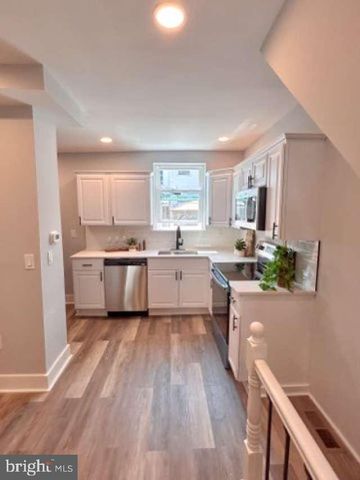 2910 S SMEDLEY ST, Philadelphia, PA 19145