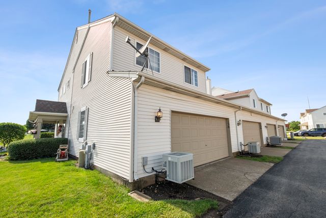 138 Azalea Circle 138, Romeoville, IL 60446