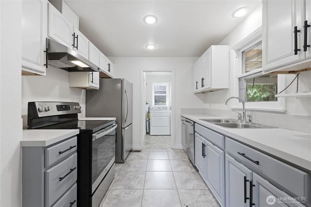 2227 Sidney Avenue, Port Orchard, WA 98366
