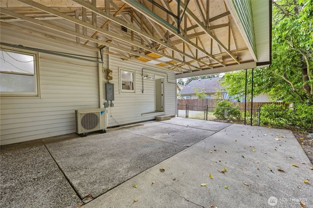 2227 Sidney Avenue, Port Orchard, WA 98366