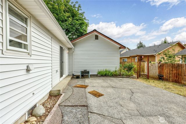 2227 Sidney Avenue, Port Orchard, WA 98366