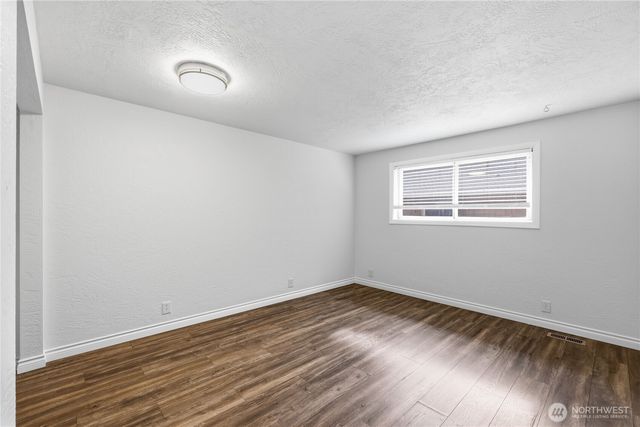 2227 Sidney Avenue, Port Orchard, WA 98366