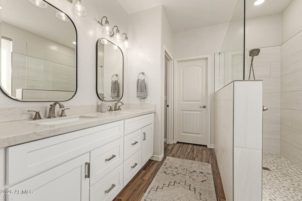 Image 31 of property listing at 4730 S TWINLEAF Drive, Gilbert, AZ 85297