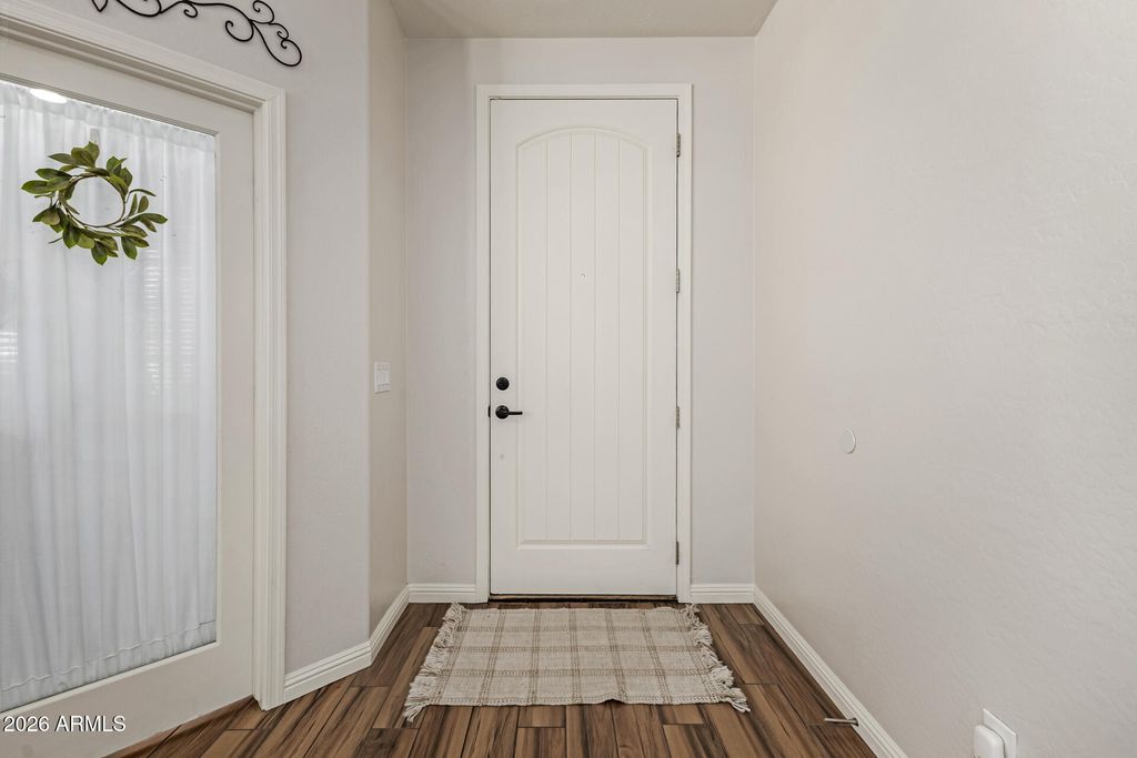 Image 6 of property listing at 4730 S TWINLEAF Drive, Gilbert, AZ 85297