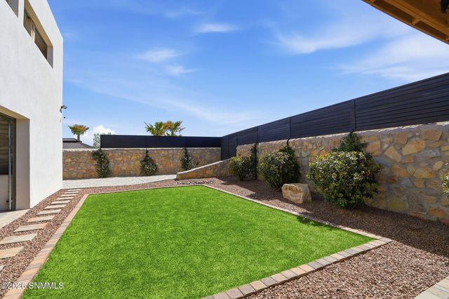 1832 Santanova Arc, Las Cruces, NM 88005