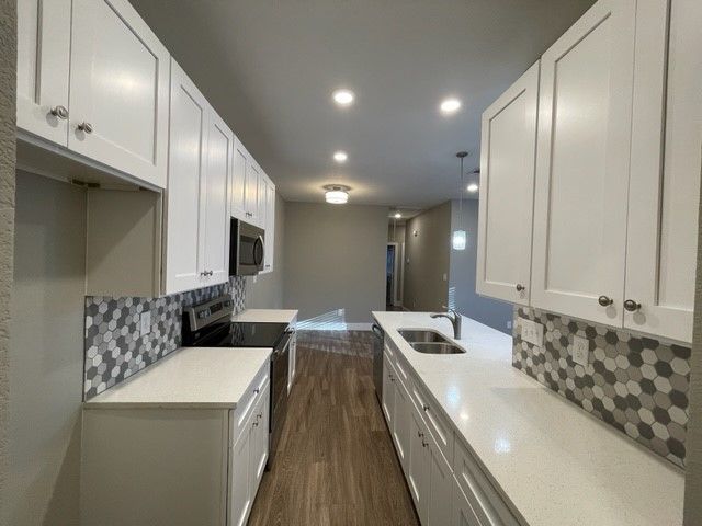 8008 Doreen Avenue, Fort Worth, TX 76116