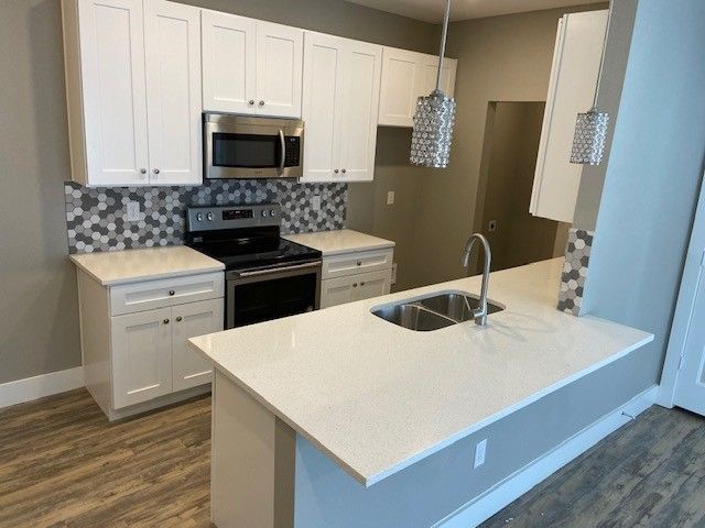 8008 Doreen Avenue, Fort Worth, TX 76116