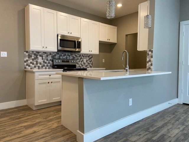 8008 Doreen Avenue, Fort Worth, TX 76116