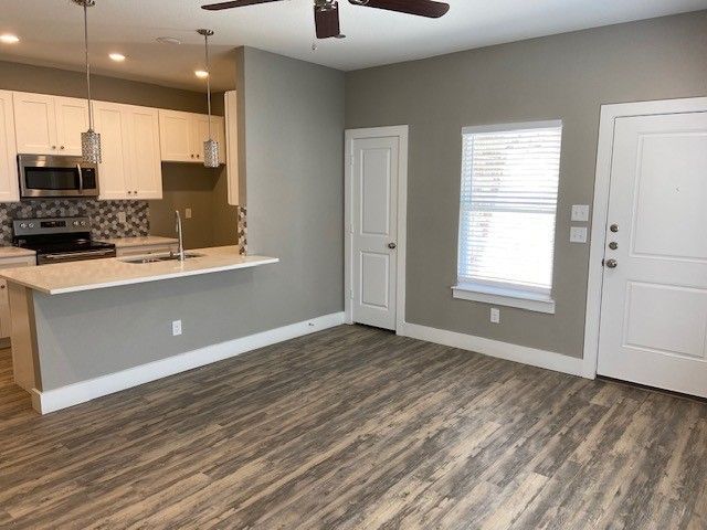 8008 Doreen Avenue, Fort Worth, TX 76116