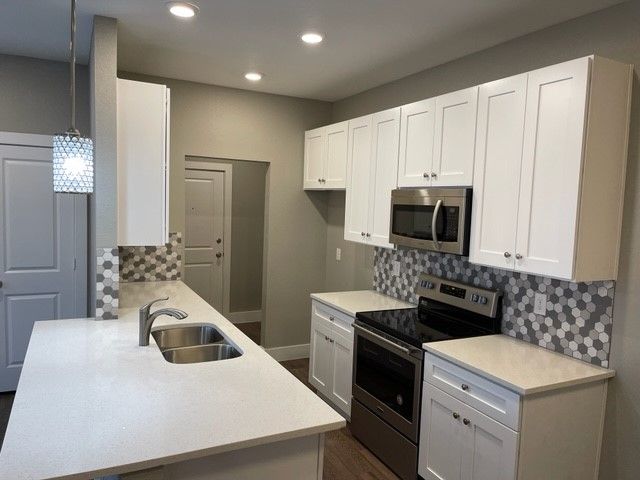 8008 Doreen Avenue, Fort Worth, TX 76116