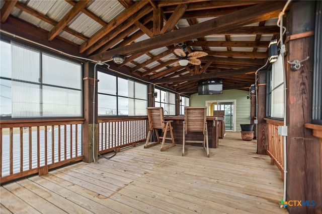 1067 N CR 307, Port Lavaca, TX 77979