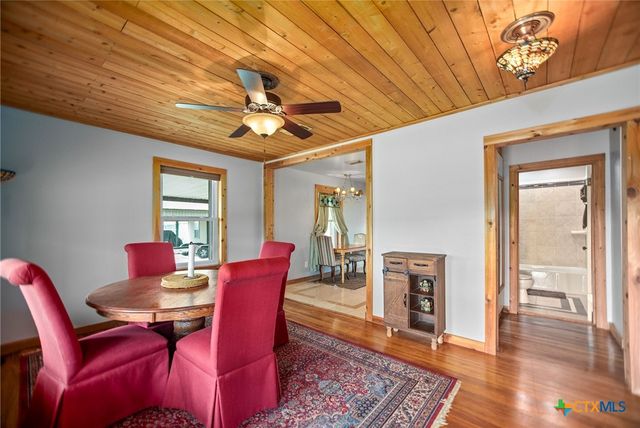 1067 N CR 307, Port Lavaca, TX 77979