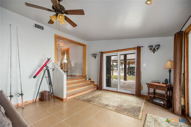 1067 N CR 307, Port Lavaca, TX 77979