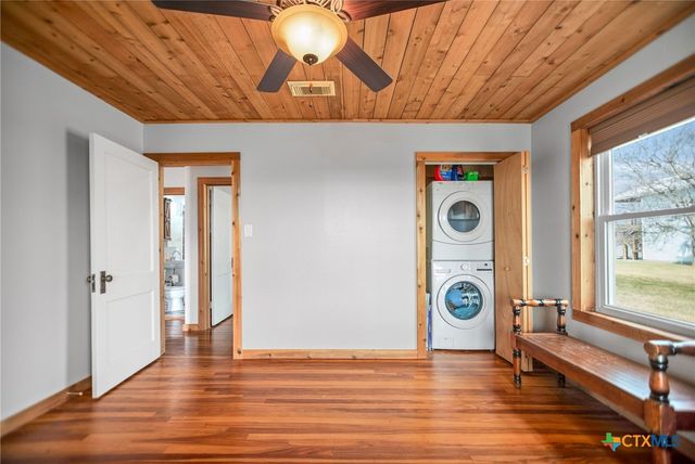 1067 N CR 307, Port Lavaca, TX 77979