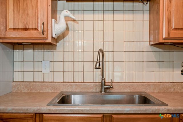 1067 N CR 307, Port Lavaca, TX 77979