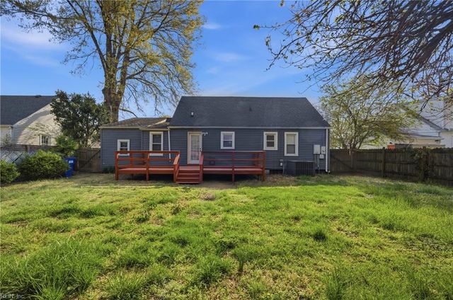 8119 Kenwood DR, Norfolk, VA 23518