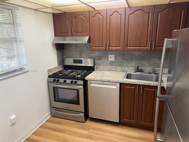 13100 SW 92nd Ave A-316, Miami, FL 33176