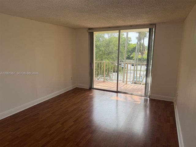 13100 SW 92nd Ave A-316, Miami, FL 33176