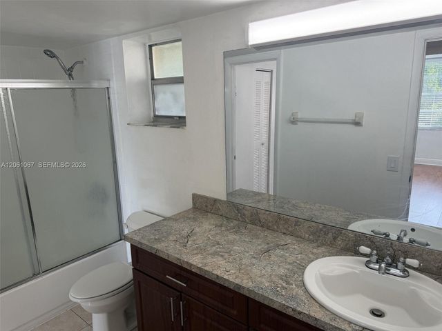 13100 SW 92nd Ave A-316, Miami, FL 33176
