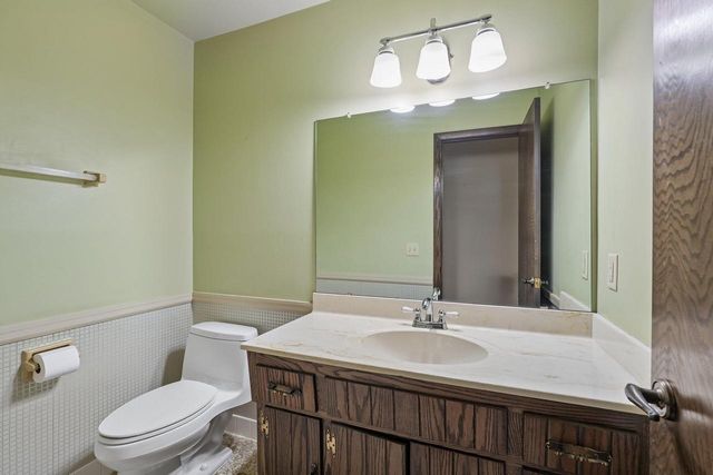 3665 Shadybrook PLACE, Brookfield, WI 53005