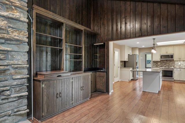 3665 Shadybrook PLACE, Brookfield, WI 53005