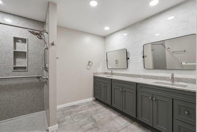 3665 Shadybrook PLACE, Brookfield, WI 53005