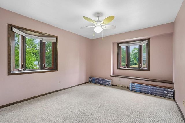 3665 Shadybrook PLACE, Brookfield, WI 53005